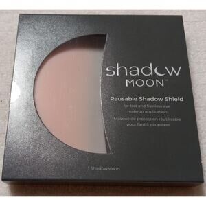 New! Shadow Moon Reusable Shadow Silicone Shield For Fast + Flawless Eye Makeup